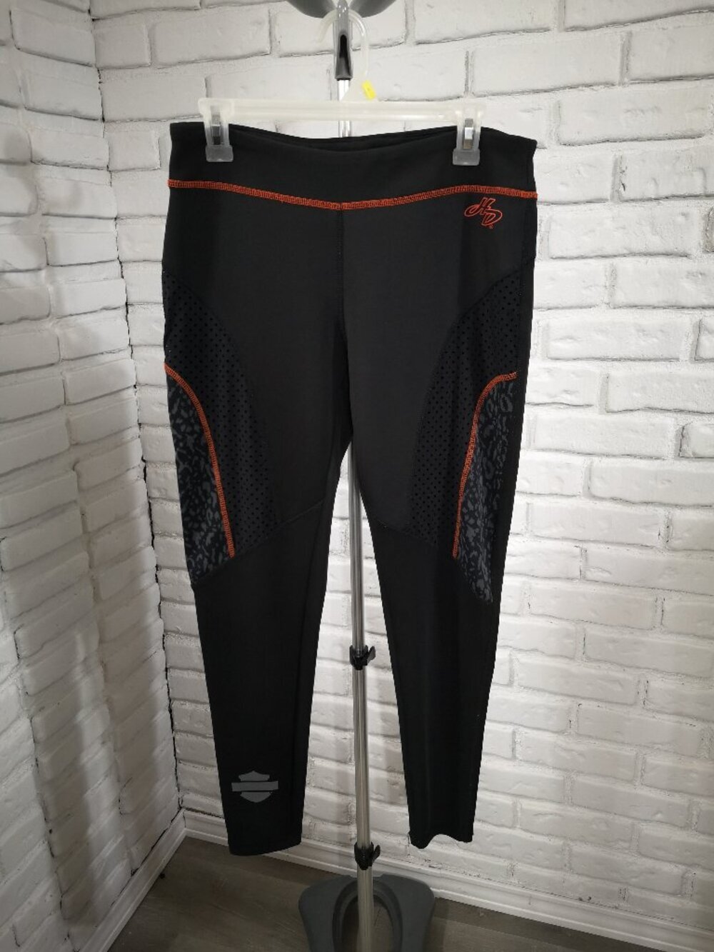 Harley-Davidson Ladies Size Large Black w/ Orange Ankle Length Leggings